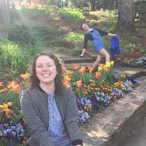 Meet your Posher, Laura